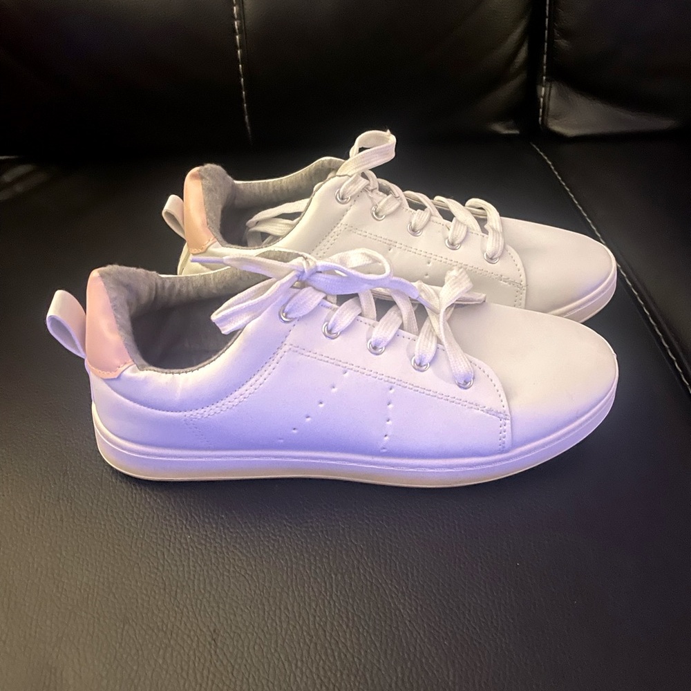 Never worn Ardene runners